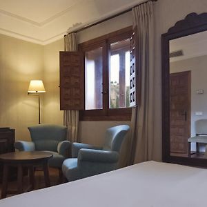 Chambre Standarde Lit Queen-Size